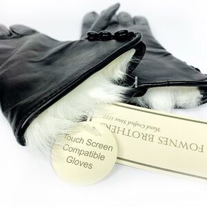 Black 100% Leather Touch Screen Gloves with Fur Lined Cuffs and Fleece Lining